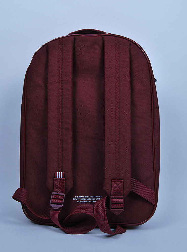 Adidas Backpack classic trefoil Väskor på Sportif Unlimited Adidas Backpack classic trefoil Väskor på Sportif Unlimited