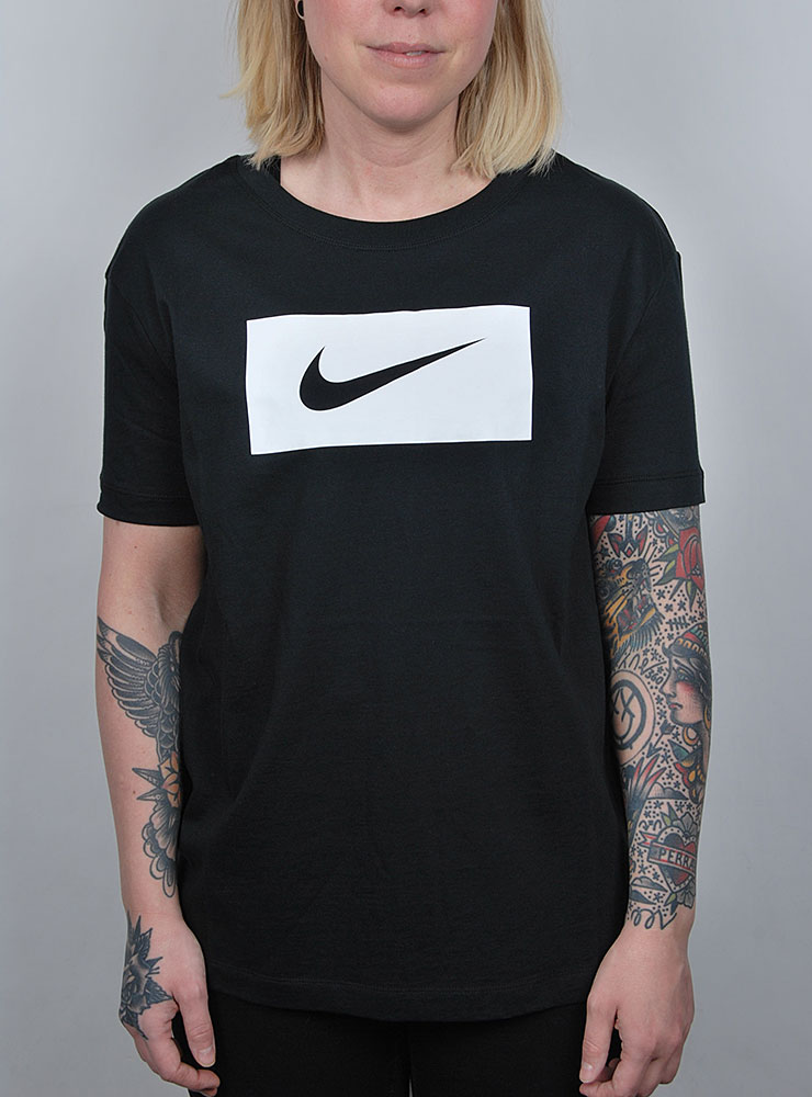 nike drop tail t shirt