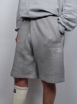 Adidas Originals Essential shorts Mgreyh