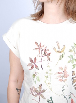Dedicated Night floral Visby tee Oat white