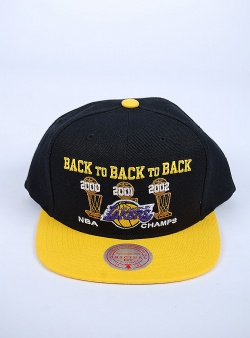 Mitchell and Ness Lakers 00 01 02 champs snapback Black gold