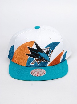 Mitchell and Ness Sharks vintage sharktooth snapback White