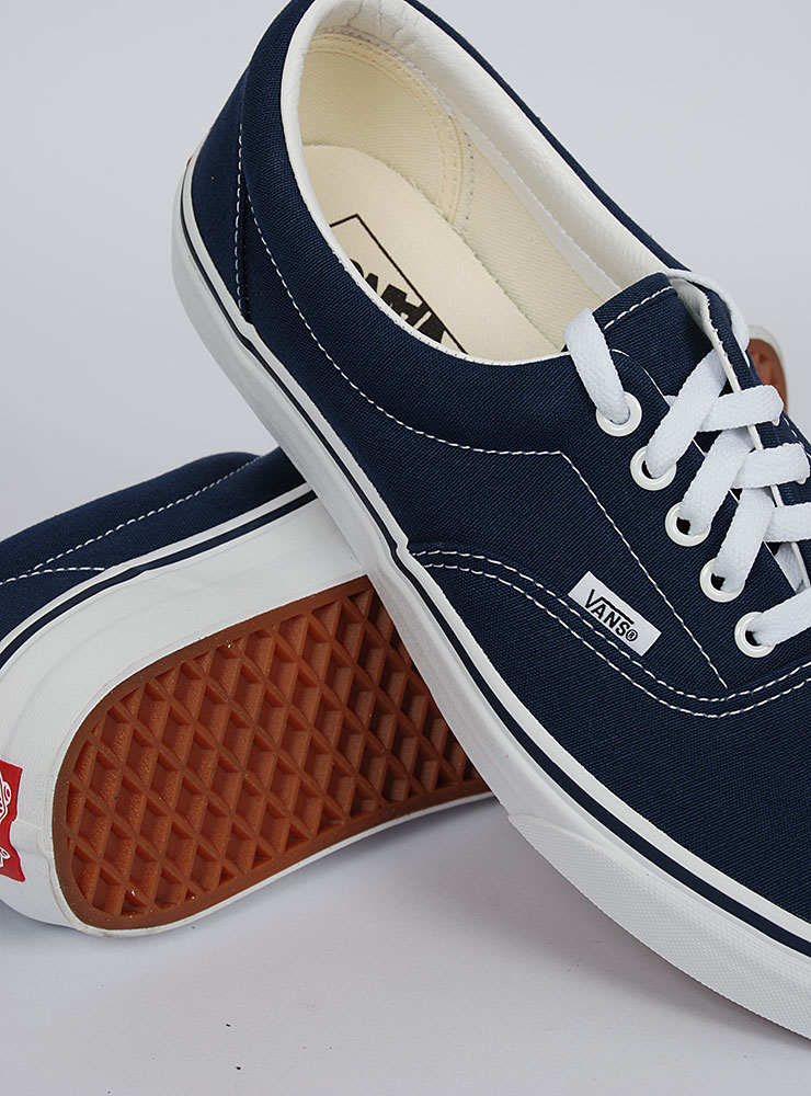 vans era estate blue mono