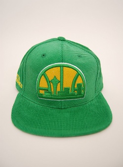 Mitchell and Ness Supersonics all directions cord snapback Green