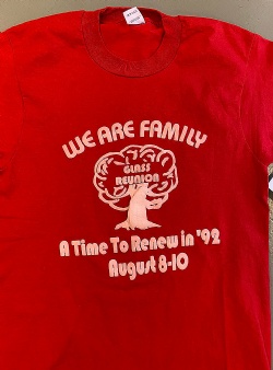 Sportif Vintage WE ARE FAMILY 1992 tee M, Red