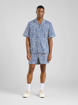 Dedicated Essingen shorts wave tiles Blue