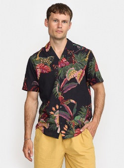 Revolution Flower short sleeved cuban shirt Black