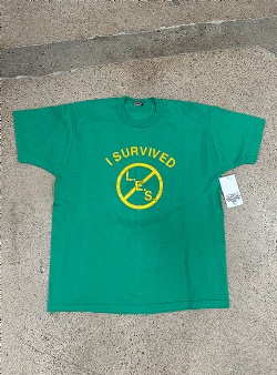Sportif Vintage I Survived LES tee