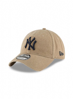 New Era MLB core classic 2.0 cap NY Yankees Khaki