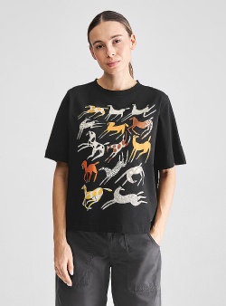 Dedicated Mustang party Vadstena tee Black