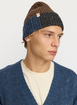 Revolution Check melange beanie Black