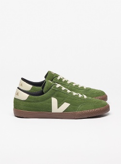 VEJA Panenka suede