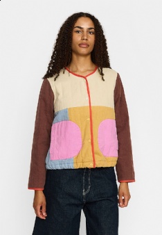 Selfhood Quilted block jacket Off white